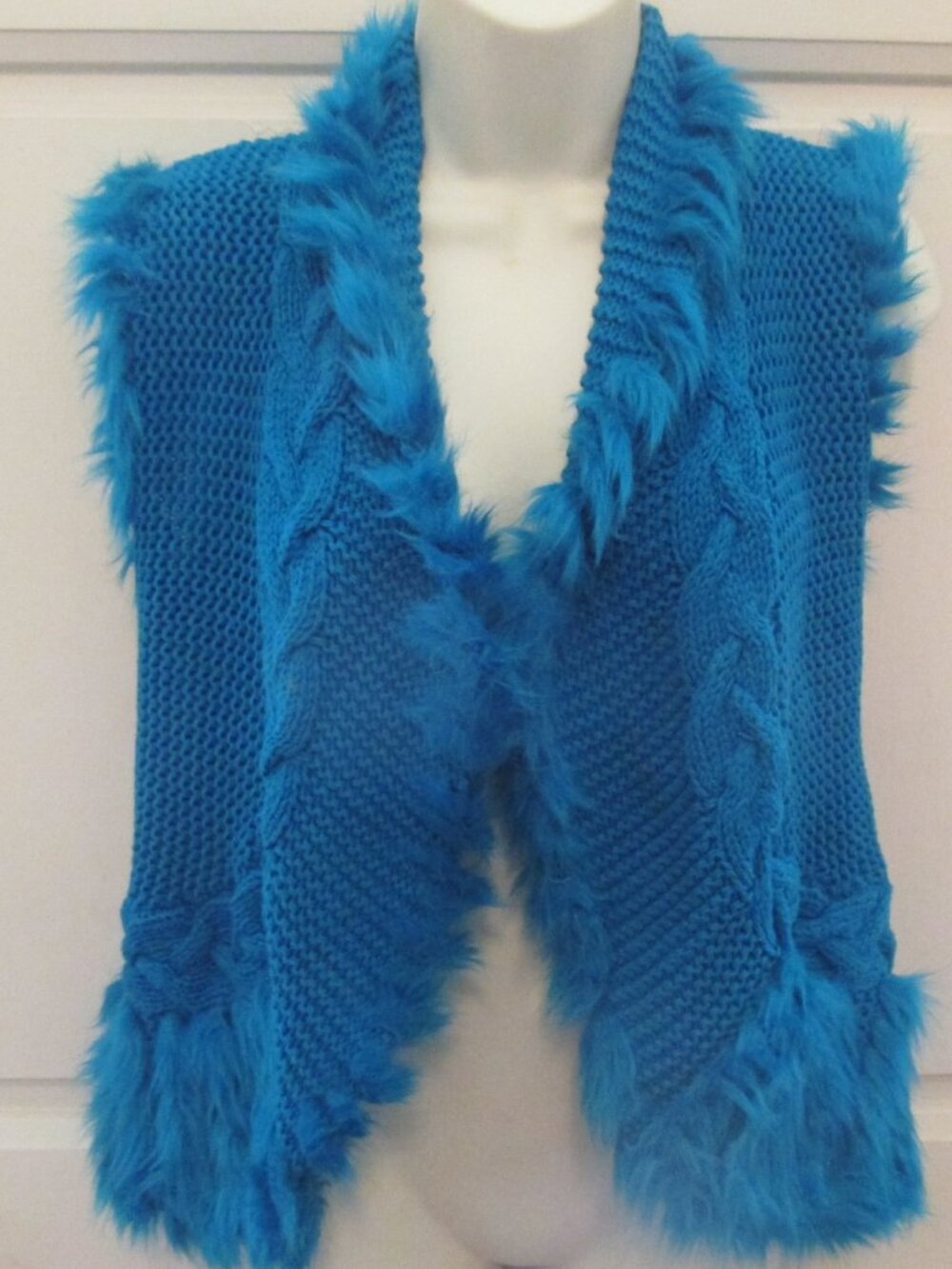 Lilly Pulitzer Blue Cable Knit Cardigan Vest Size XS